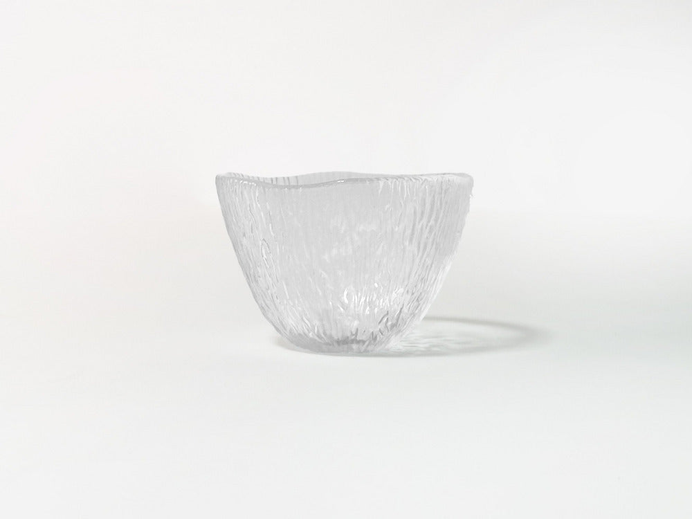 cloud, float,Japan, nature, sake, irregular,glass, glassware, whiskey, crystal, drink, sake, liquor, alcohol, cup, kitchen, gin, tequila, ram, brandy, wine, lifestyle, enjoy, drunk, sip, shiny, glossy, transparent, tumbler, cool, dope, texture, solid, quality, heavy base, inspiration, beautiful, design, shape, cosy, spirit, toast, quality, pattern, carve, lead free,